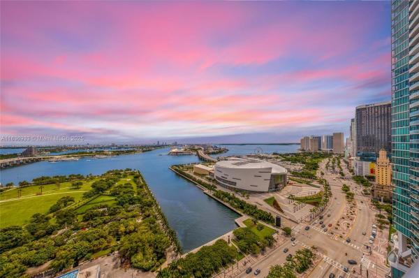 900 Biscayne Bay, 900 Biscayne Blvd 3502, Miami, Florida 33132, image 1