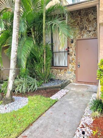 Village Townhouses At Jacaranda, 589 N University Dr #33, Plantation, Florida 33324, image 1