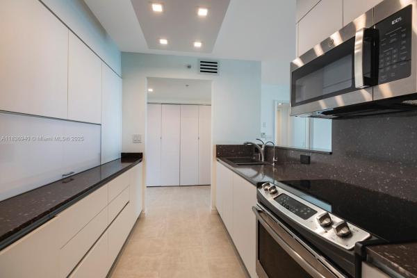 Yacht Club At Portofino, 90 Alton Rd #1408, Miami Beach, Florida 33139, image 2