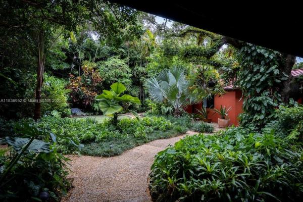 Coconut Grove Park, 3570 Avocado Ave, Miami, Florida 33133, image 3
