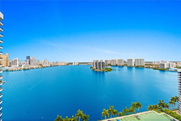 Mystic Pointe Tower 200, 19101 NE 36 Ct 2405, Aventura, Florida 33180, image 1