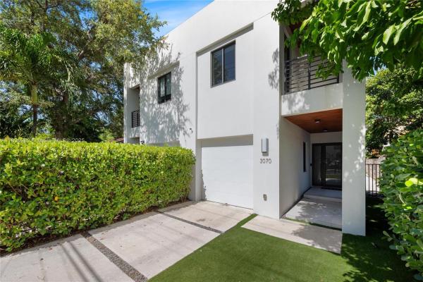 3070 Elizabeth St 3070, Miami, Florida 33133, image 1