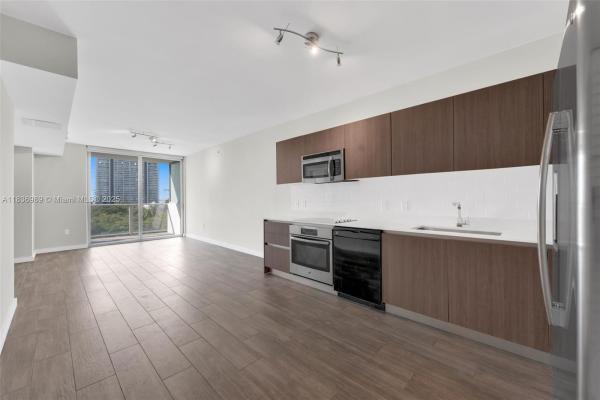 Le Parc At Brickell, 1600 SW 1 Ave 703, Miami, Florida 33129, image 1