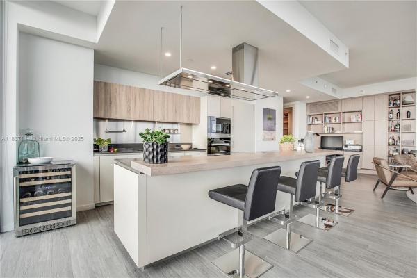 Brickell Flatiron, 1000 Brickell Plz #PH6002, Miami, Florida 33131, image 1