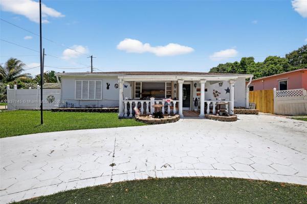 480 NE 109th St, Miami, Florida 33161, image 1