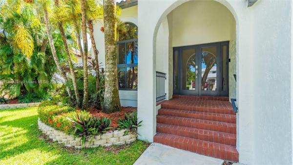 Falcon's Lea, 6421 Falconsgate Ave, Davie, Florida 33331, image 3