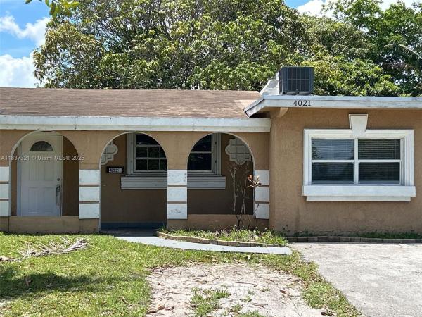 Bonnie Loch, 4021 NW 7th Ave, Deerfield Beach, Florida 33064, image 1