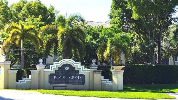 Royal Grand, 2600 S University Dr #307, Davie, Florida 33328, image 1