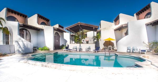 Miami Shores Residential, 9280 Biscayne Blvd #D, Miami Shores, Florida 33138, image 1