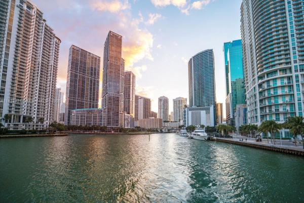 Epic Hotel & Residences, 200 Biscayne Boulevard Way 502, Miami, Florida 33131, image 1