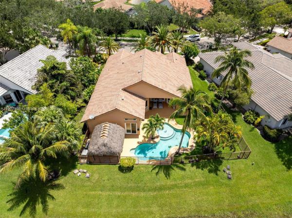 Lakewood, 3043 Lakewood Dr, Weston, Florida 33332, image 1