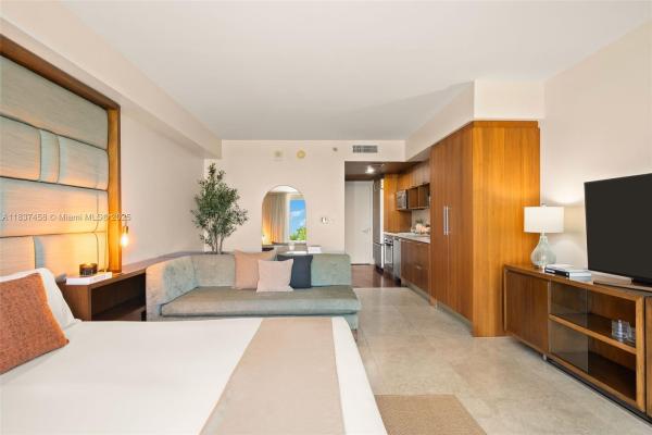 50 Biscayne, 50 Biscayne Blvd #411, Miami, Florida 33132, image 2