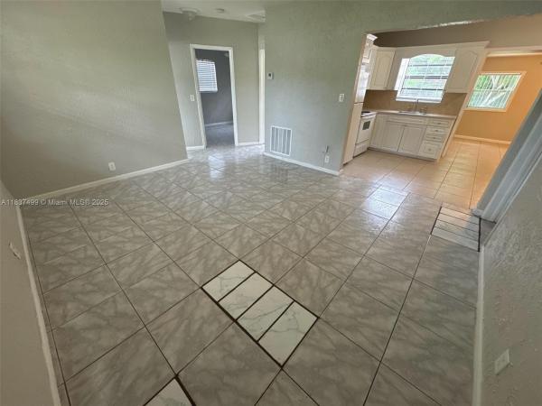 Fleetwood Manor, 6416 N Grant St, Hollywood, Florida 33024, image 3