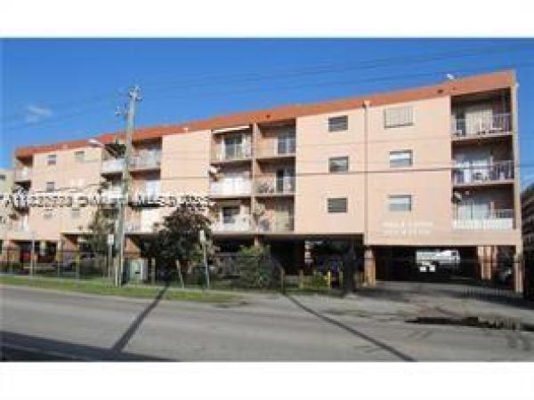Villa Luisa, 6175 W 20th Ave #212, Hialeah, Florida 33012, image 1