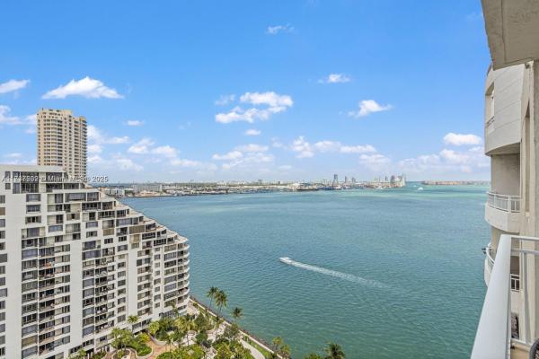 Isola, 770 Claughton Island Dr Ph-21, Miami, Florida 33131, image 1