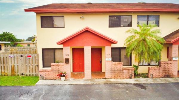 1654 NE 151st St 1654, Miami, Florida 33162, image 1