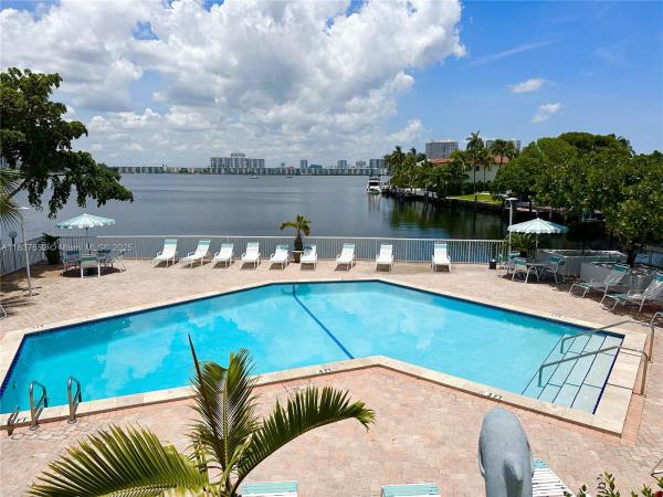 Stratford House, 2841 NE 163rd St #304, North Miami Beach, Florida 33160, image 1