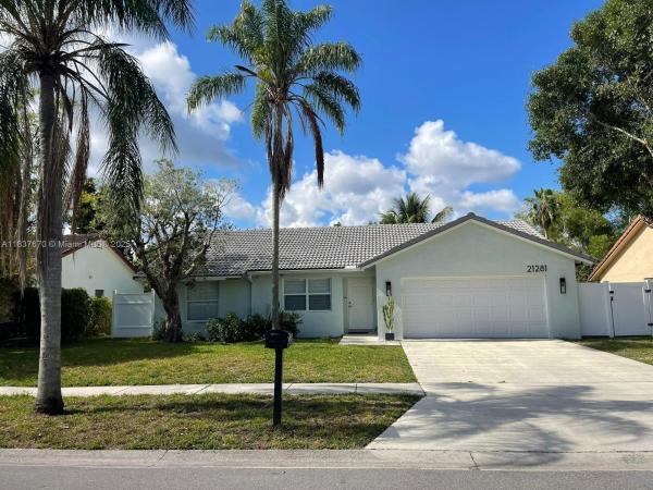 21281 Hazelwood Ln, Boca Raton, Florida 33428, image 1