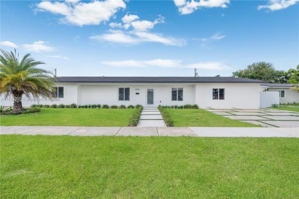 Palmetto Country Club Estates, 9800 SW 159th St, Palmetto Estates, Florida 33157, image 3