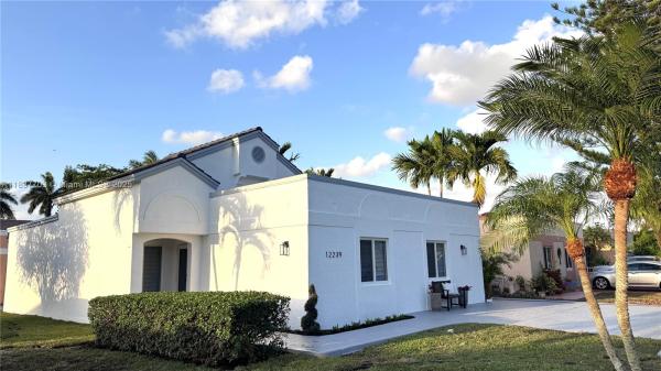 12239 NW 7th St, Miami, Florida 33182, image 1