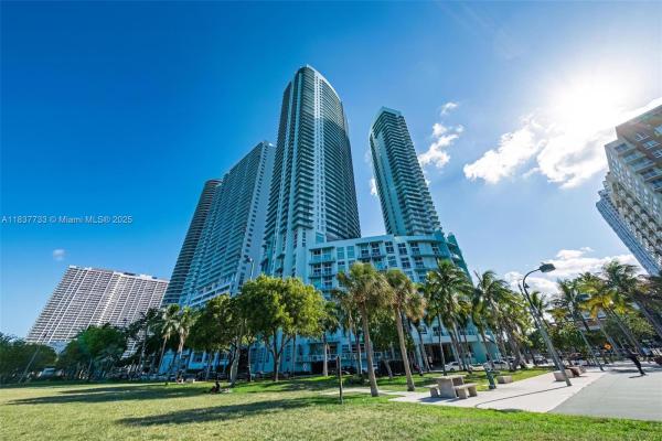 Quantum On The Bay, 1900 N Bayshore Dr 4111, Miami, Florida 33132, image 1