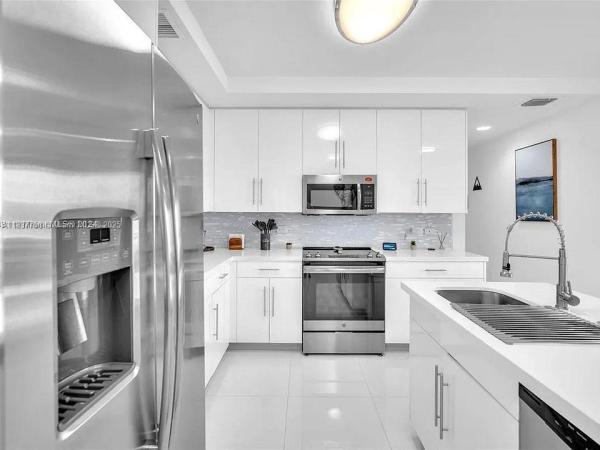 Weitzer Aventura Place, 2651 NE 212th Ter #202, Ojus, Florida 33180, image 3