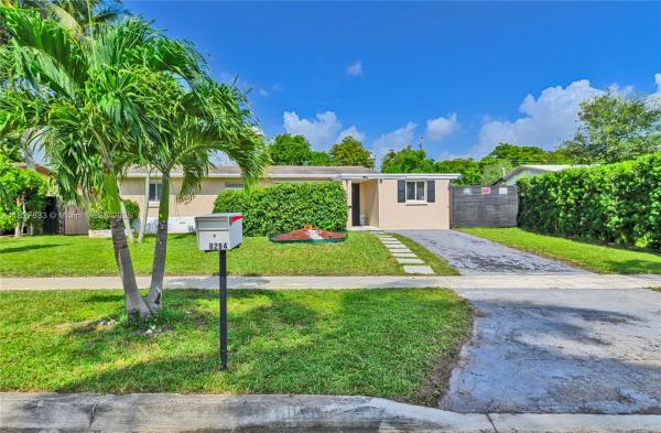 Margate Gardens, 6294 NW 17th St, Margate, Florida 33063, image 1