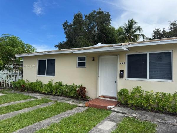 Irons Manor, 720 NE 131st St #1, North Miami, Florida 33161, image 1
