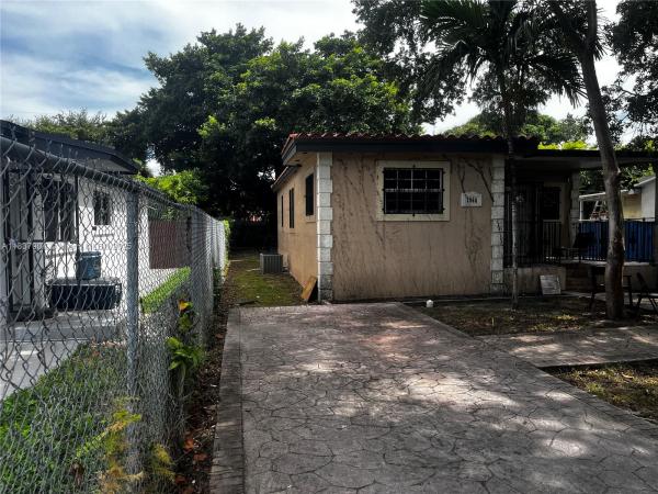 2968 NW 59th St #2968, Unincorporated Dade County, Florida 33142, image 1