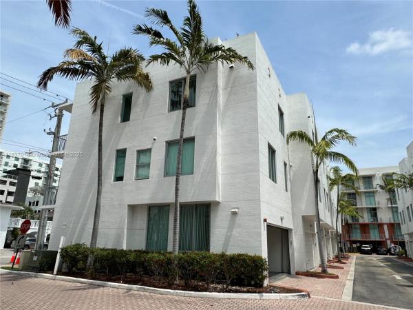 2146 Van Buren St #402, Hollywood, Florida 33020, image 1