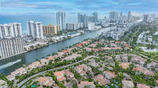 Admirals Cove, 834 Spinnaker Dr E, Hollywood, Florida 33019, image 1