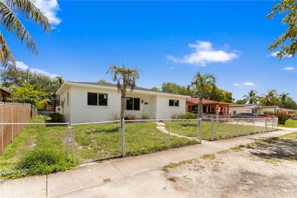 Poincianna Manor, 775 NE 145th St, North Miami, Florida 33161, image 2