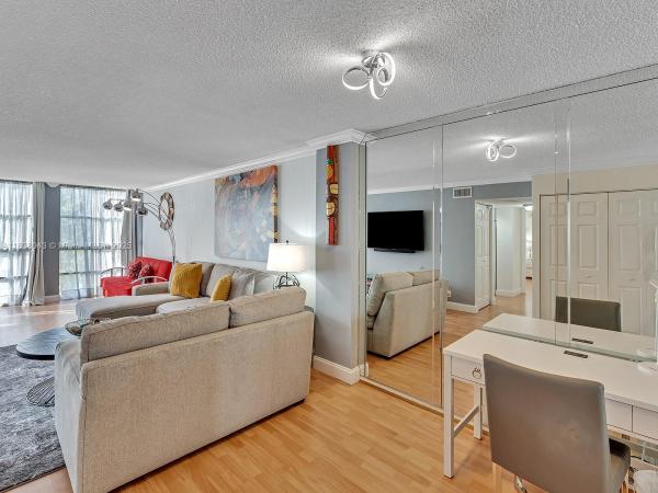 De Soto Park South, 851 Three Islands Blvd #303, Hallandale Beach, Florida 33009, image 1