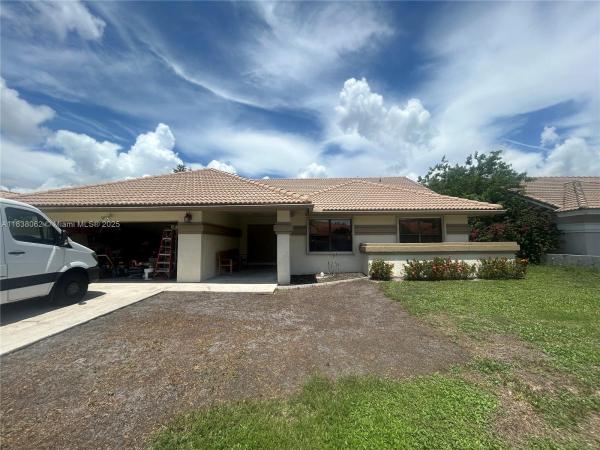 Sun Valley 2, 5809 Sun Pointe Cir, Boynton Beach, Florida 33437, image 1