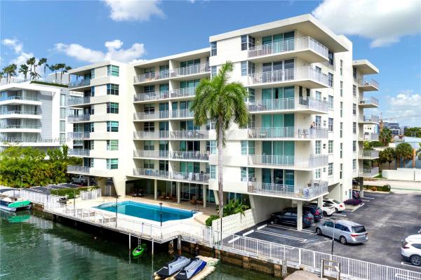 St Regis, 9500 W Bay Harbor Dr #5F, Bay Harbor Islands, Florida 33154, image 3