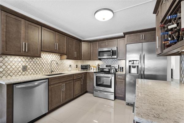 Buckingham At Century Village, 12650 SW 6th St #101K, Pembroke Pines, Florida 33027, image 2