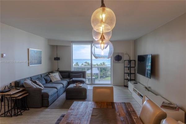 Harbour House, 10275 Collins Ave #634, Bal Harbour, Florida 33154, image 2