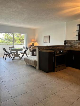 The Alton, 1200 14th St #3C, Miami Beach, Florida 33139, image 3