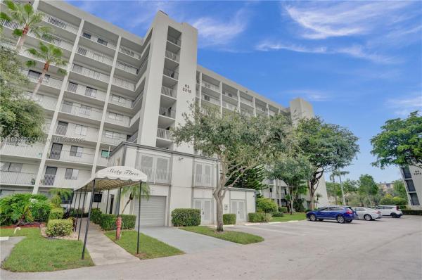 The Island At Cypress Bend, 2215 Cypress Island Dr #707, Pompano Beach, Florida 33069, image 2