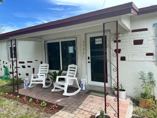 Driftwood Acres, 6720 Park St, Hollywood, Florida 33024, image 1