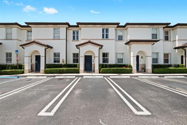 Shoma Homes Splendido, 8079 W 36 Ave 6, Hialeah, Florida 33018, image 1