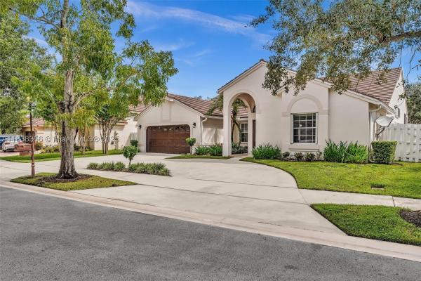 Verona Lake, 794 Lake Blvd, Weston, Florida 33326, image 1