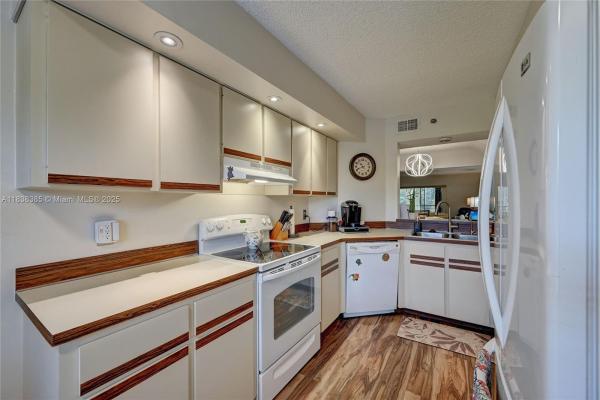 The Pines Of Boca Barwood, 23344 Carolwood Ln #303, Boca Raton, Florida 33428, image 1