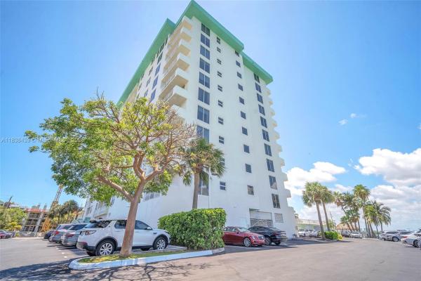 Island Pointe, 10350 W Bay Harbor Dr #8F, Bay Harbor Islands, Florida 33154, image 1