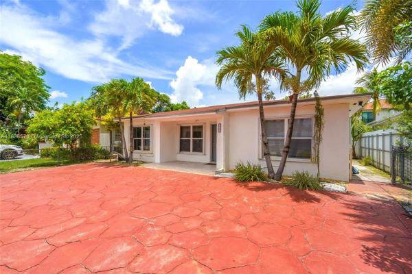 Silver Bluff Gardens, 2761 SW 33rd Ct, Miami, Florida 33133, image 3