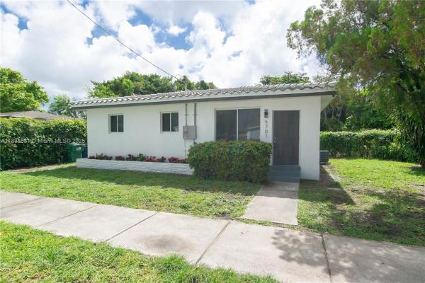 Floral Heights, 5701 NW 21st Ave, Brownsville, Florida 33142, image 3