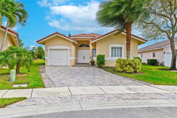 The Pointe Villas, Tamarac, Florida 33321, image 1