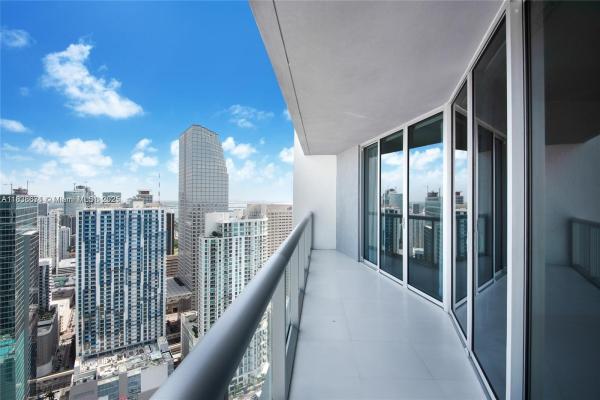 Icon Brickell Tower 1, 465 Brickell Ave #4904, Miami, Florida 33131, image 1