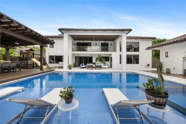 Doral Estates, 9465 NW 52nd Doral Ln, Doral, Florida 33178, image 1