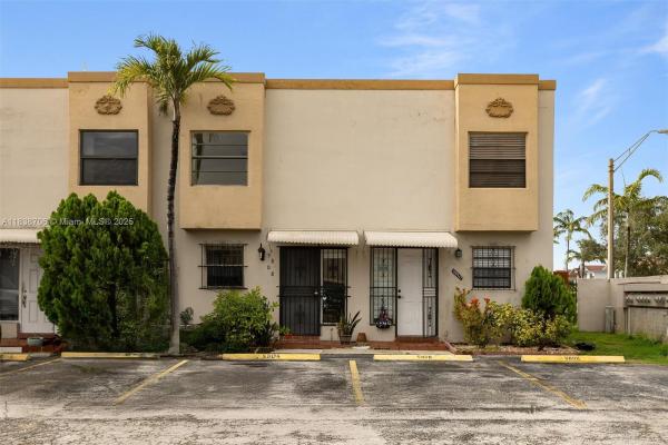 5808 W 26th Ave 211, Hialeah, Florida 33016, image 1